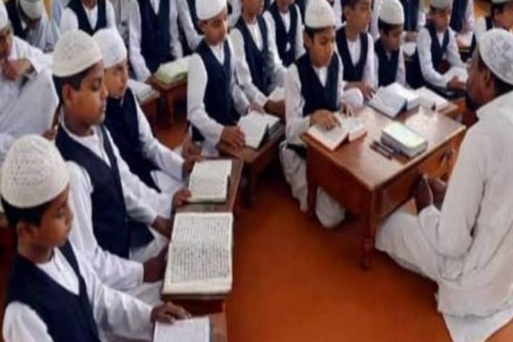 Up Govt Begins Survey Of Unrecognised Madrassas From Today