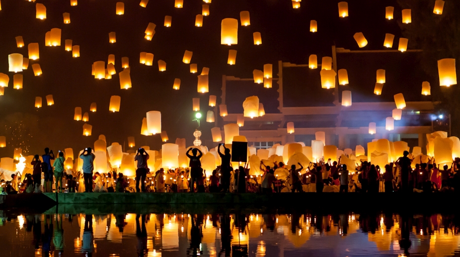 Taiwan lanterns cast a spell