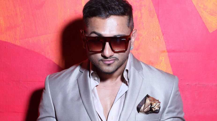 Yo Yo Honey Singh Poster Multicolor Photo Paper Print 12 inch X 18 inch  Rolled Photographic Paper  Personalities posters in India  Buy art  film design movie music nature and educational