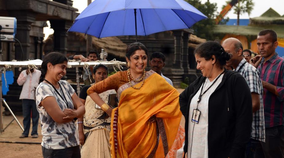 Rare moment of Sivagami captured on Baahubali 2 set