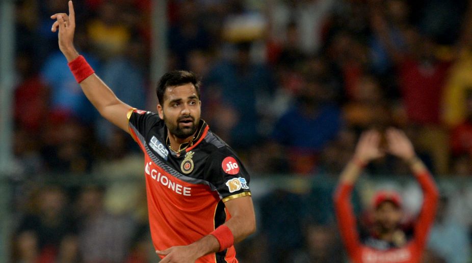 Aniket Choudhary strikes as RCB restrict KXIP to 138/7