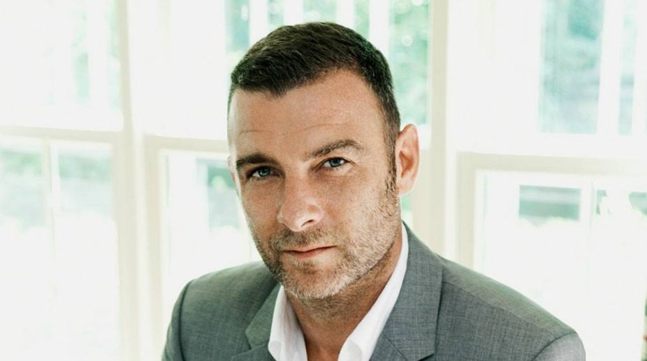 Liev Schreiber adopts two pups displaced by Hurricane Harvey - The ...