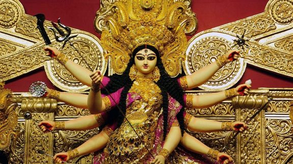 100-ft bamboo Durga idol stakes claim for Guinness entry - The Statesman