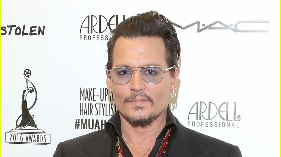 Johnny Depp shuns underwear - India Today