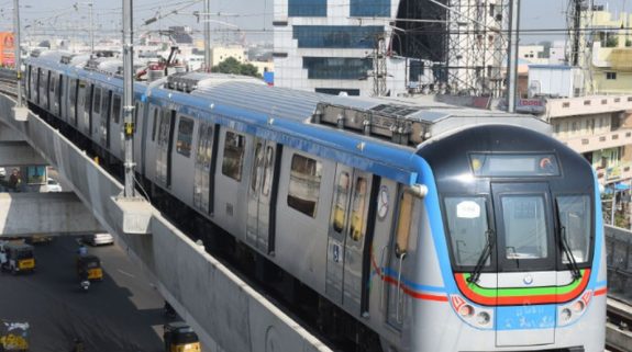 Hyderabad Metro Rail opens to public; passengers elated - The Statesman