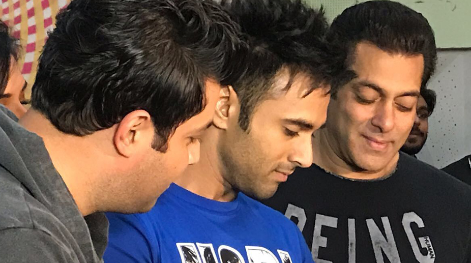 Salman Khan gives a thumbs up to ‘Tu Mera Bhai Nahi’ from ‘Fukrey Returns’