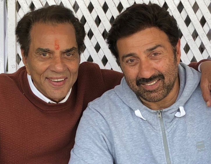 Birthday Special: 10 Rare Photos Of Bollywood's He-man Dharmendra - The ...