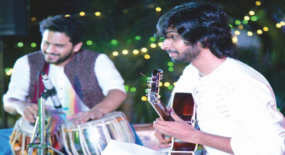 Shahnawaz Ahmed (Guitar) with Rohen Bose (Tabla)