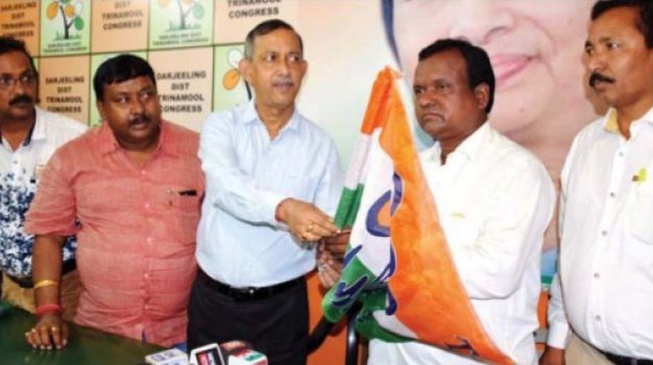 Siliguri CPM leader joins TMC; Left-run SMP strength down