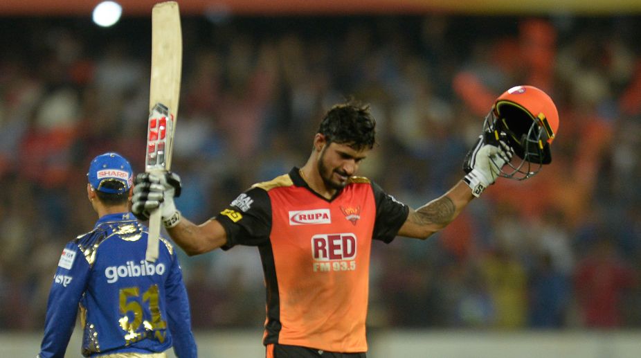 IPL 2018: Sunrisers pip Mumbai Indians by 1 wicket in a thriller