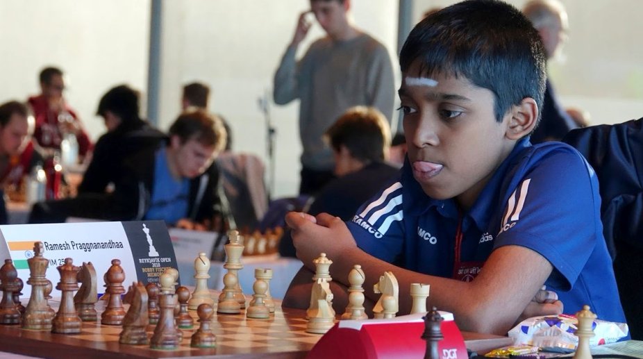 Viswanathan Anand encourages world's second youngest chess Grandmaster R  Praggnanandhaa- The New Indian Express