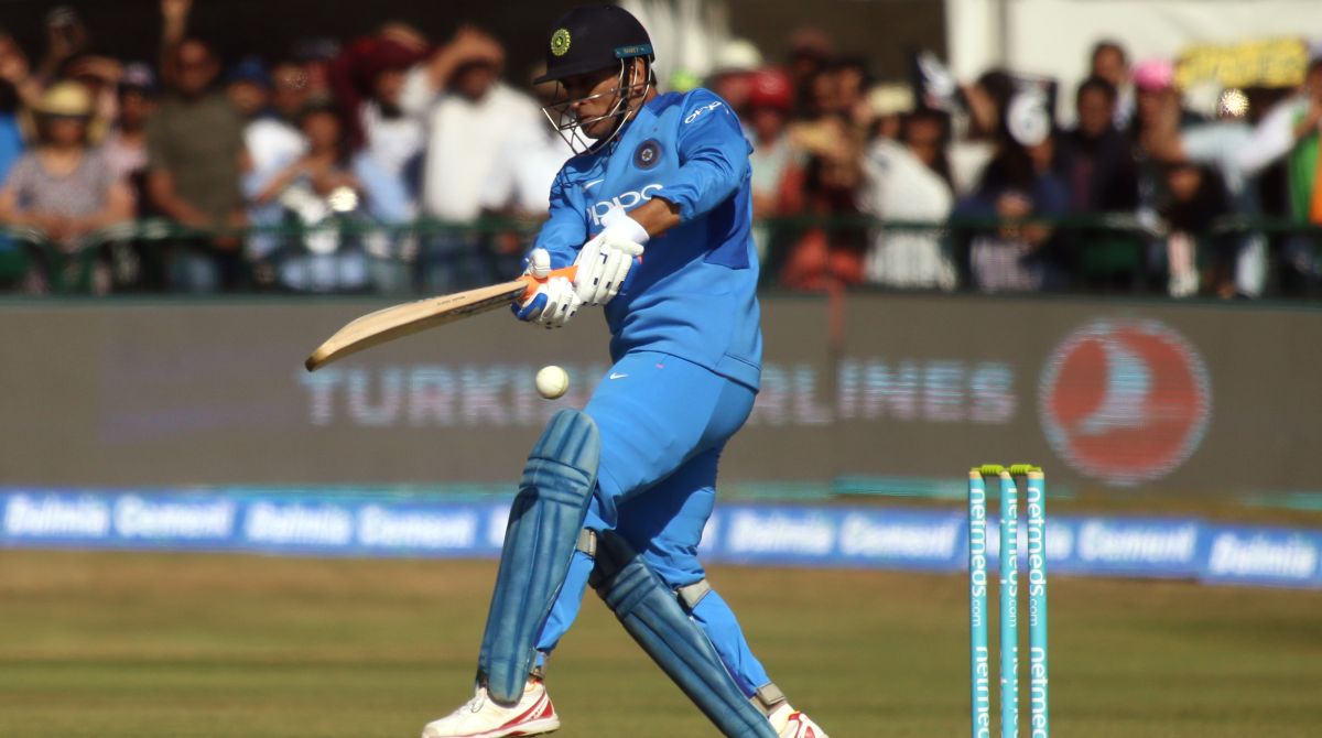 Stats: MS Dhoni breaks another record