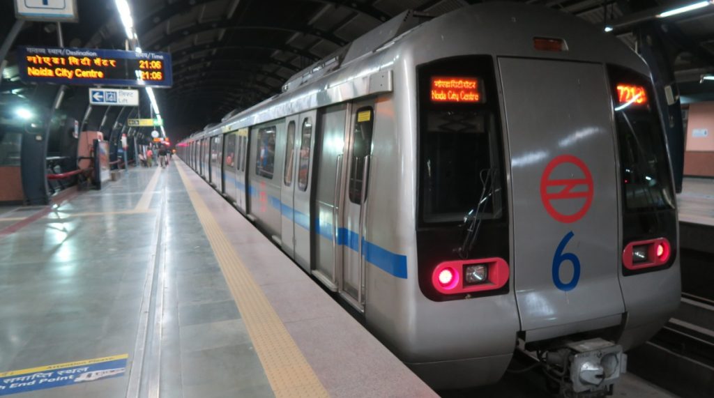 Metro Train Breaks Down At Mandi House, Delhi Metro Blue Line Affected