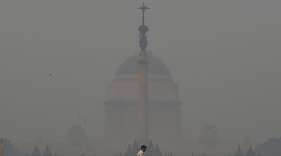 Delhi Air Quality To Remain Severe On 9 November Pm25 To Be Between 240 390 The Statesman 8751