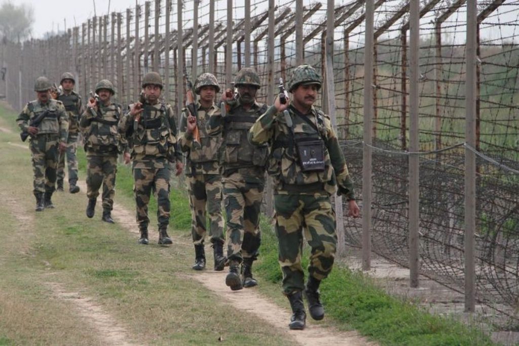 Pakistani troops target cross-LoC trade centre at Poonch - The Statesman