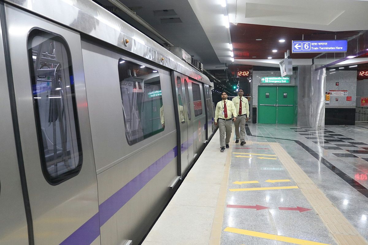 Maintenance work disrupts Metro services on Violet