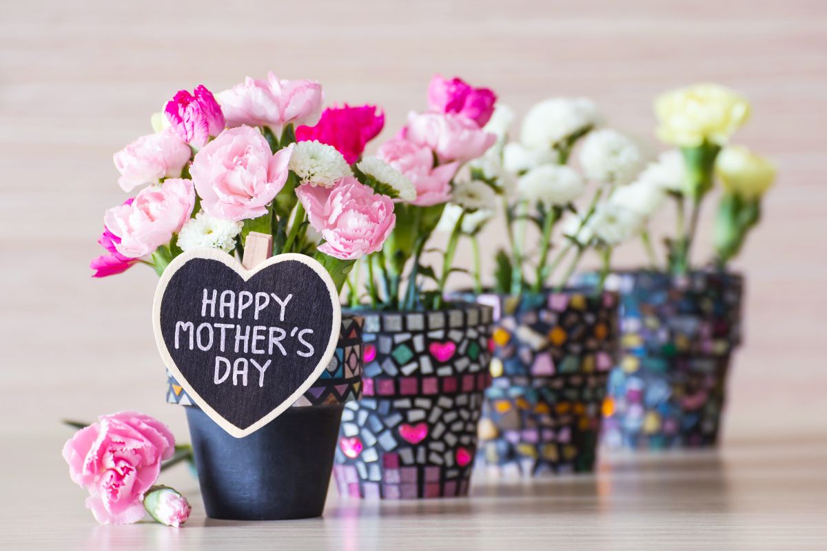 Free Mother's Day Card for your favorite moms! • Affinity Grove