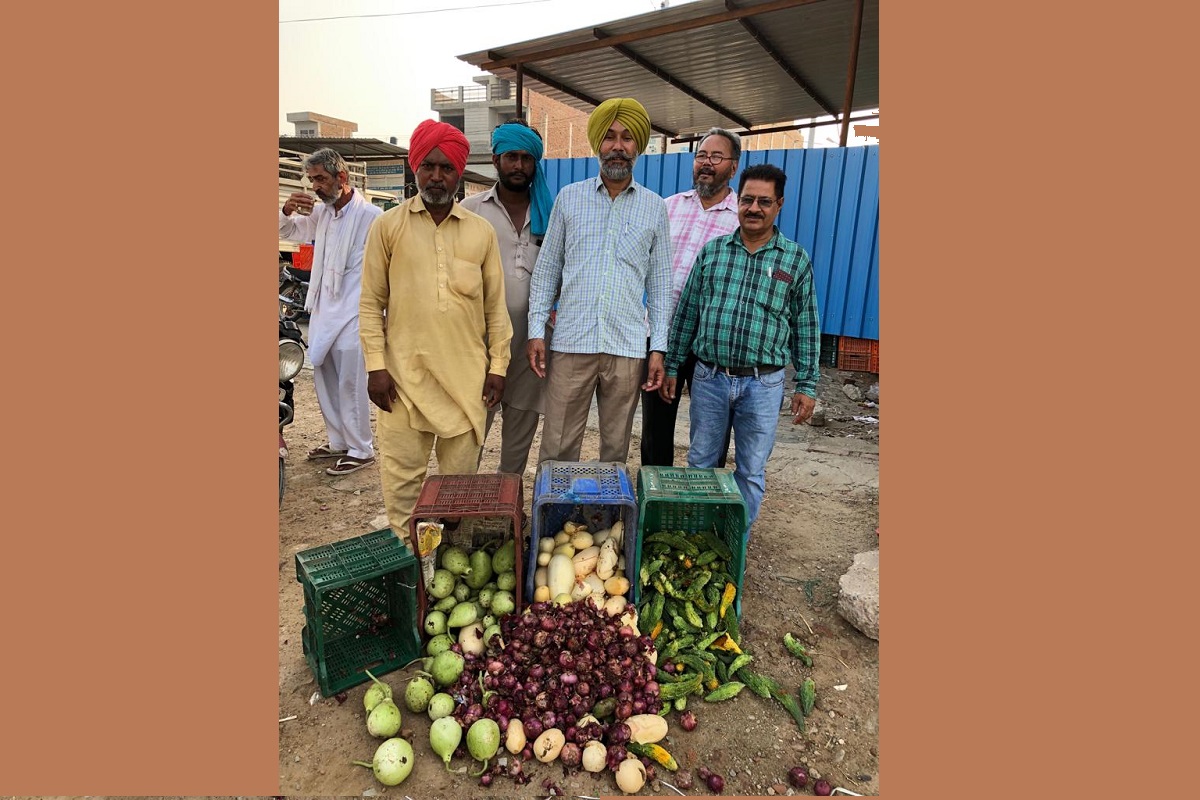 Surprise checks at fruit, vegetable markets