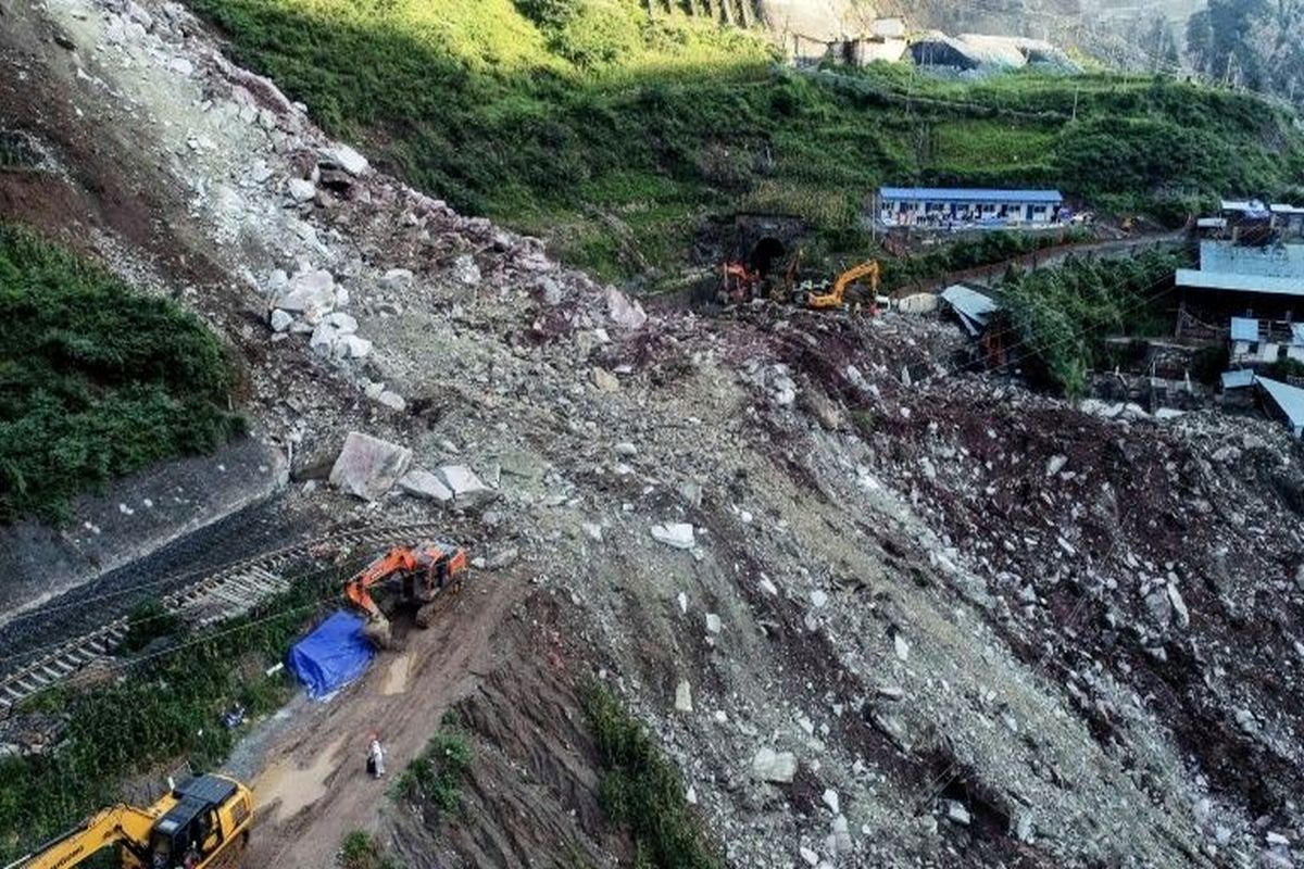 17 Missing After Rock Collapse In Southwest China - The Statesman