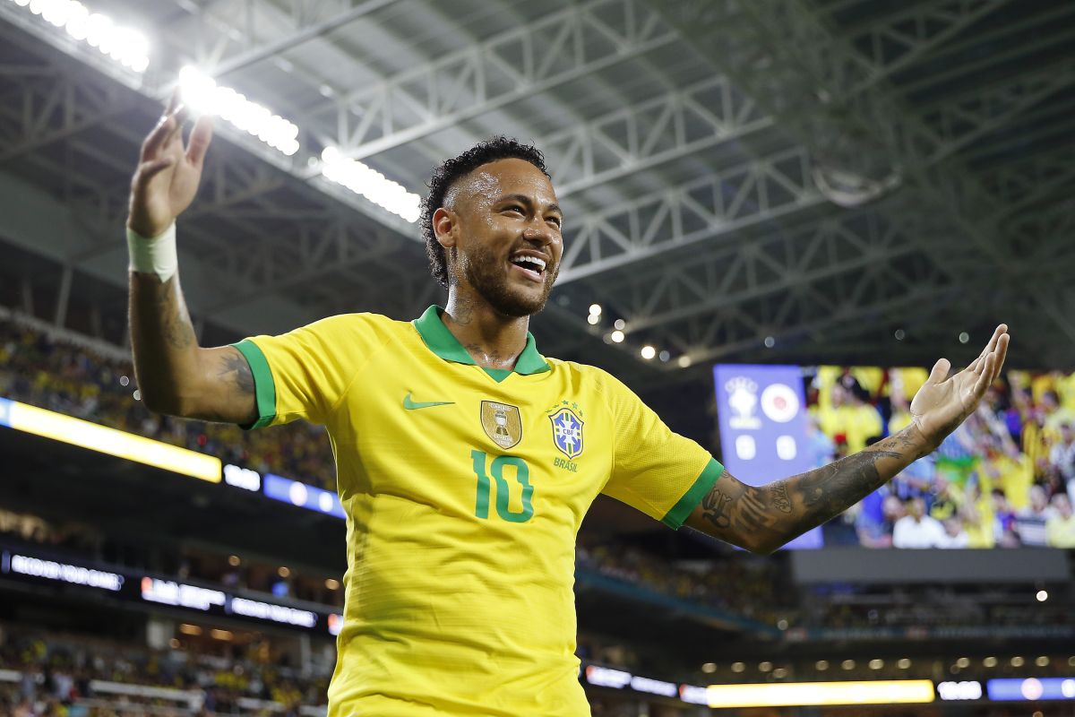 Neymar open to Premier League move, seeks to match Lionel Messi salary: Reports