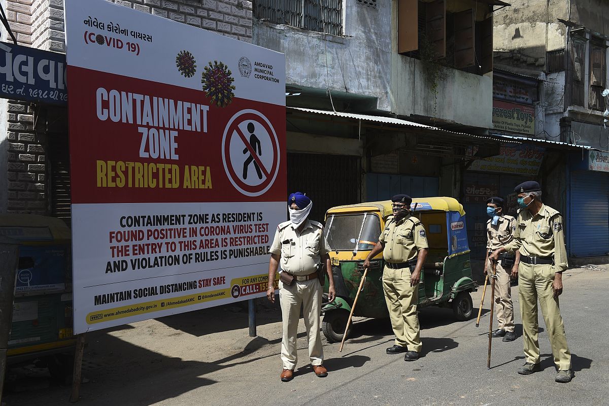 7447 Coronavirus cases, 239 deaths in India; marks biggest single-day jump with 1035 infections, 40 fatalities