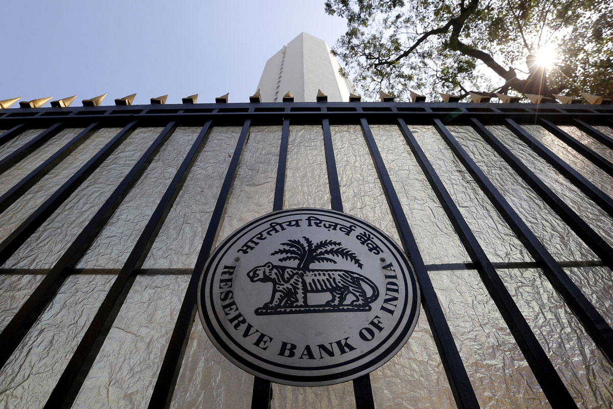 RBI cuts lending rates by 40 bps; extends loan moratorium by 3 more months till August