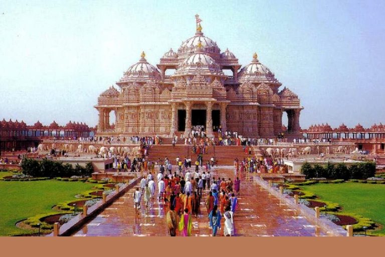 Delhi's iconic Akshardham temple to reopen on Oct 13 - The Statesman