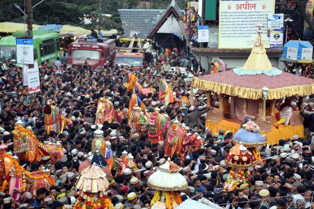 Covid to overshadow the 'Godly show' at Kullu Dussehra - The Statesman