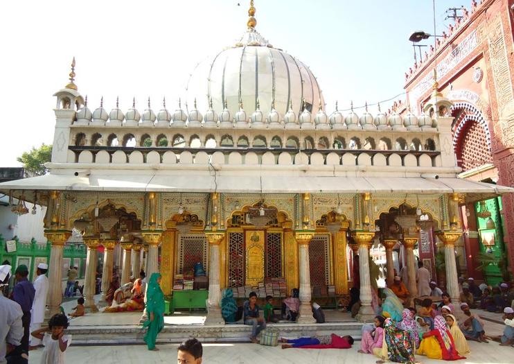 Hazrat Nizamuddin dargah closed till April 30 due to spike in COVID-19 cases