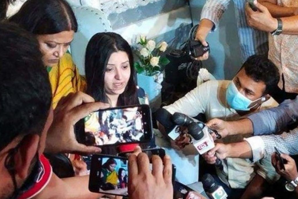 Pori Xxx Video - Bangladesh actress Pori Moni sues businessman, 5 others over attempted  rape, murder - The Statesman