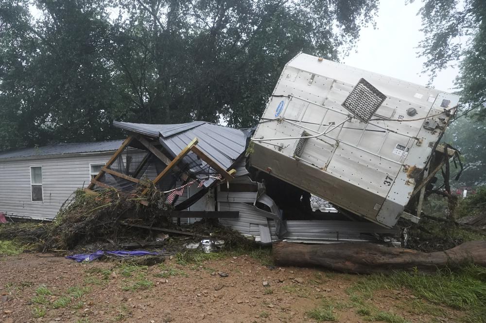 22 dead, many missing after 17 inches of rain in Tennessee