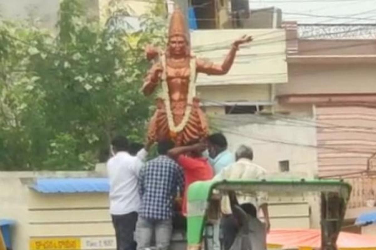 Police removes Buddha statue installed sans permission at Kannauj