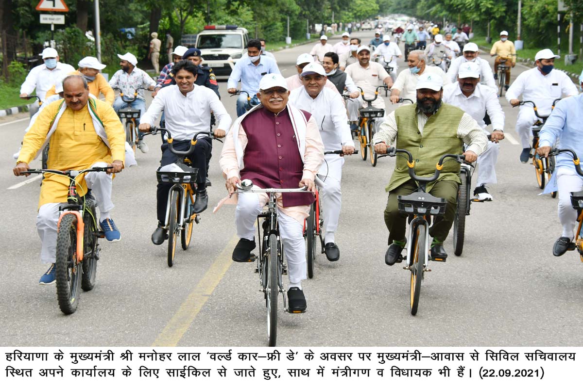 Haryana CM Khattar cycles to office on World Car Free Day