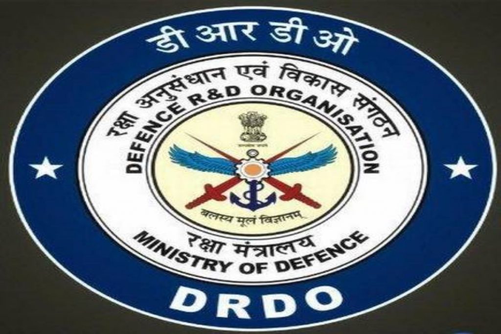 DRDO hands over technology of extreme cold clothing system to 5