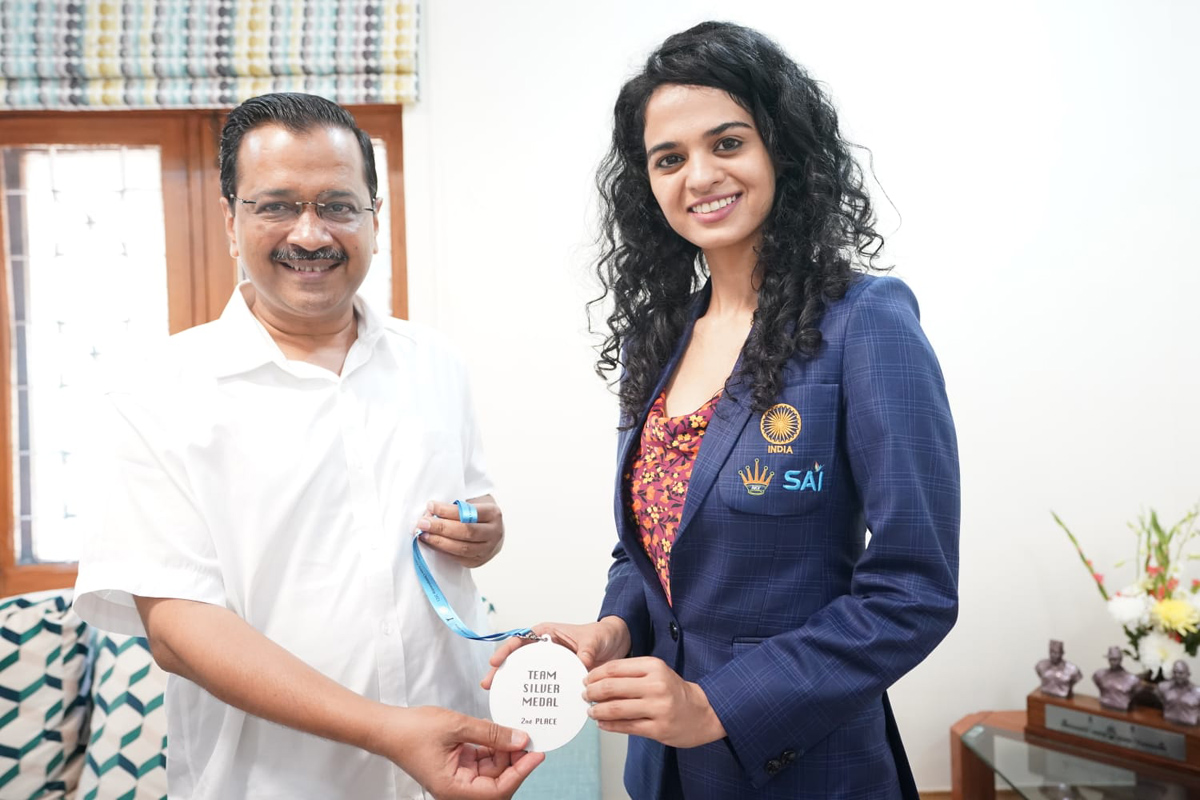 Kejriwal meets Chess World Championship Silver Medallist Tania