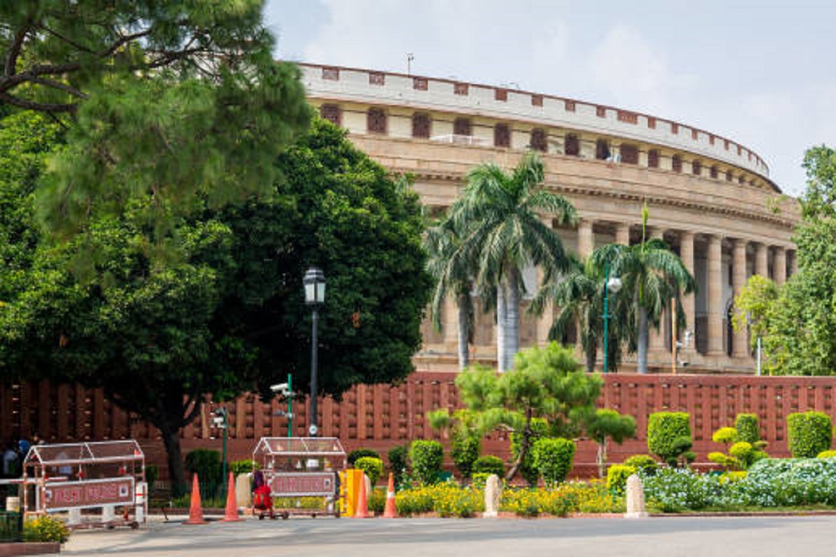 Pawar, Jaya Bachchan join sit-in protest against suspension of 12 MPs