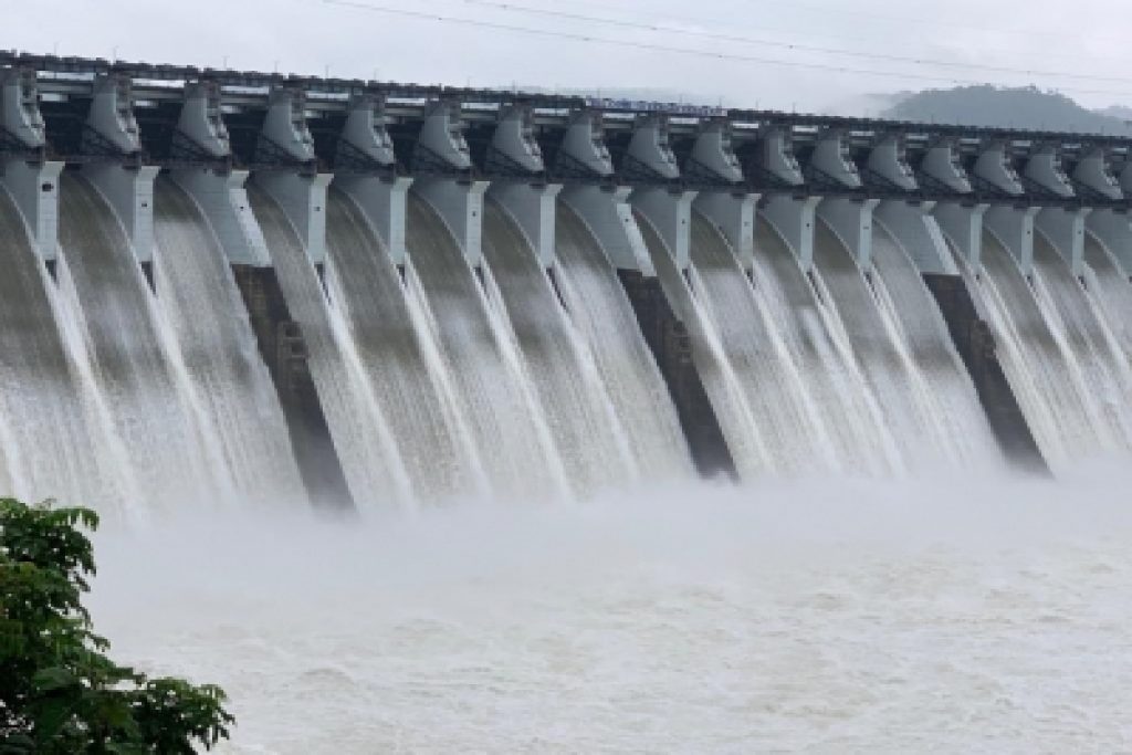 Hydro, projects
