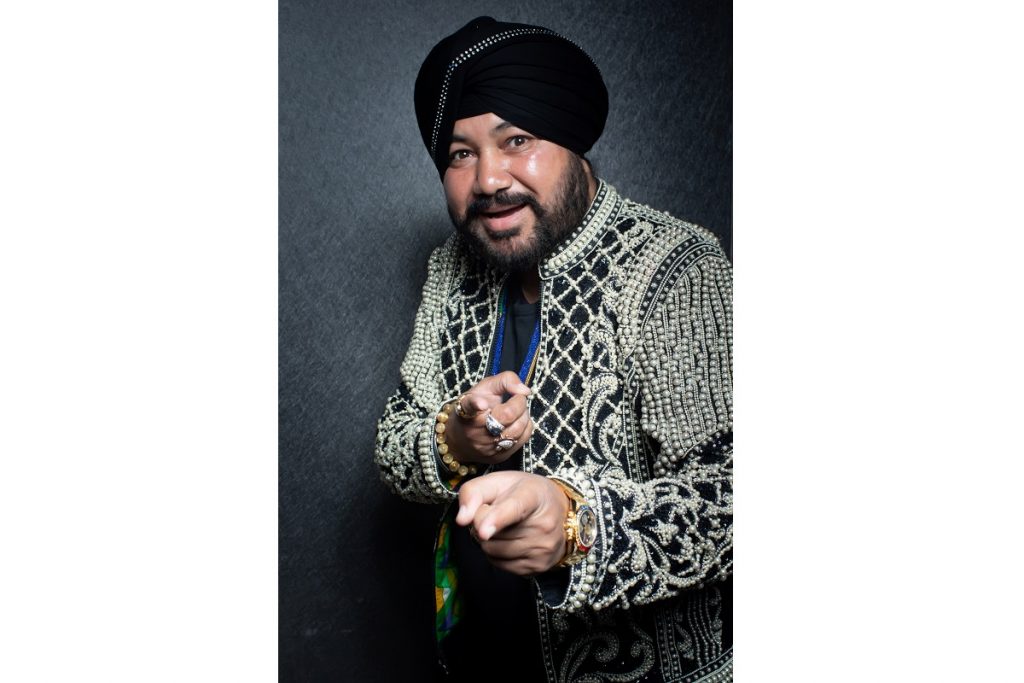 Lok Sabha Election 2019- Punjabi Singer Daler Mehndi Joins Bharatiya Janata  Party | Lok Sabha Election 2019: Punjabi Singer Daler Mehndi Joins BJP,  Says 'Dil Modi-Modi Ho Gaya'