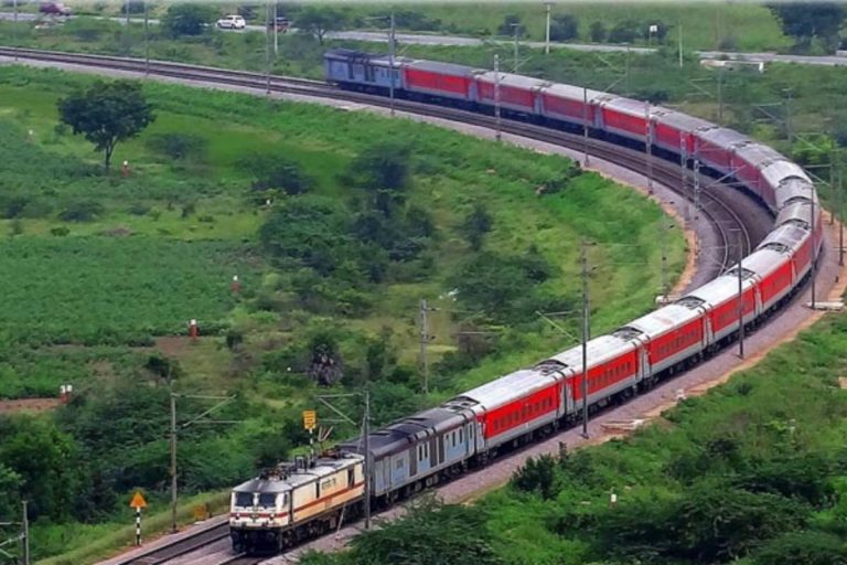 Eastern Railway achieves 100pc electrification - The Statesman