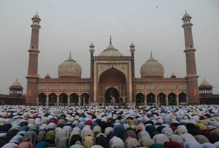 Eid celebrations at Jama Masjid - The Statesman