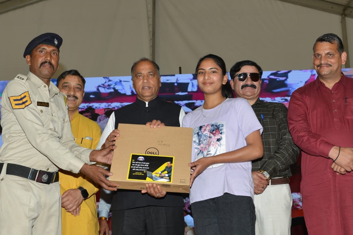 Himachal CM launches free laptop scheme worth Rs. 83 crore for meritorious students