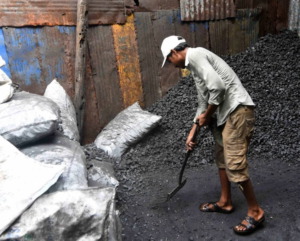 Coal sector shows highest growth of 10.6% among 8 core industries in Dec’23