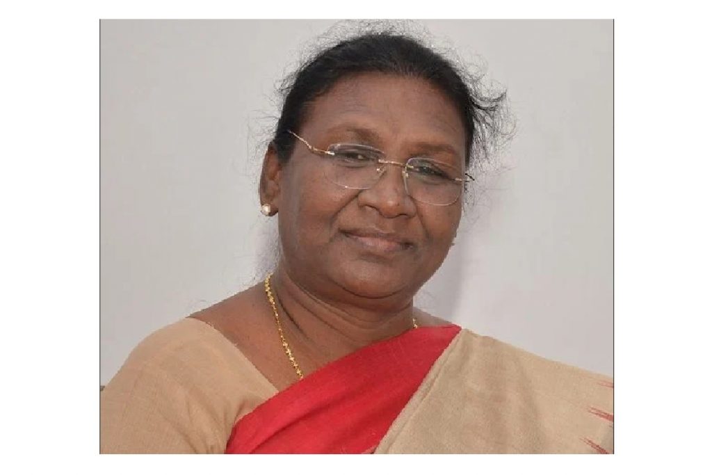 Murmu, girls, educational