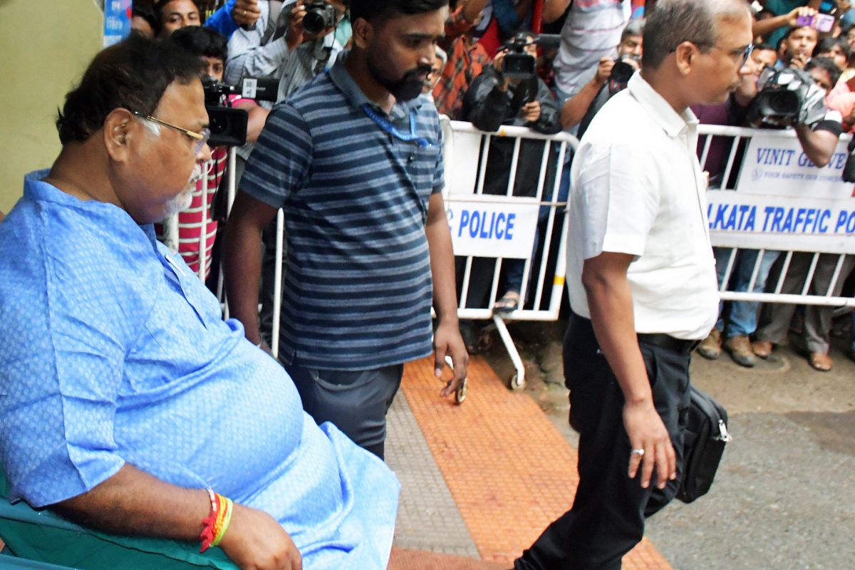 Partha Chatterjee arrives in Kolkata, to be in ED custody till Aug 3