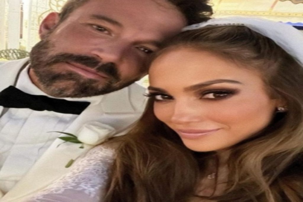 JLo, Ben Affleck tagged 'racist' over their 'plantation wedding'