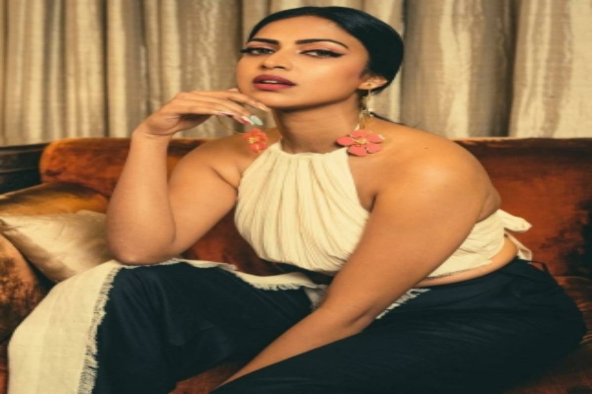 Amala Paul plays a police surgeon in investigative thriller ‘Cadaver’