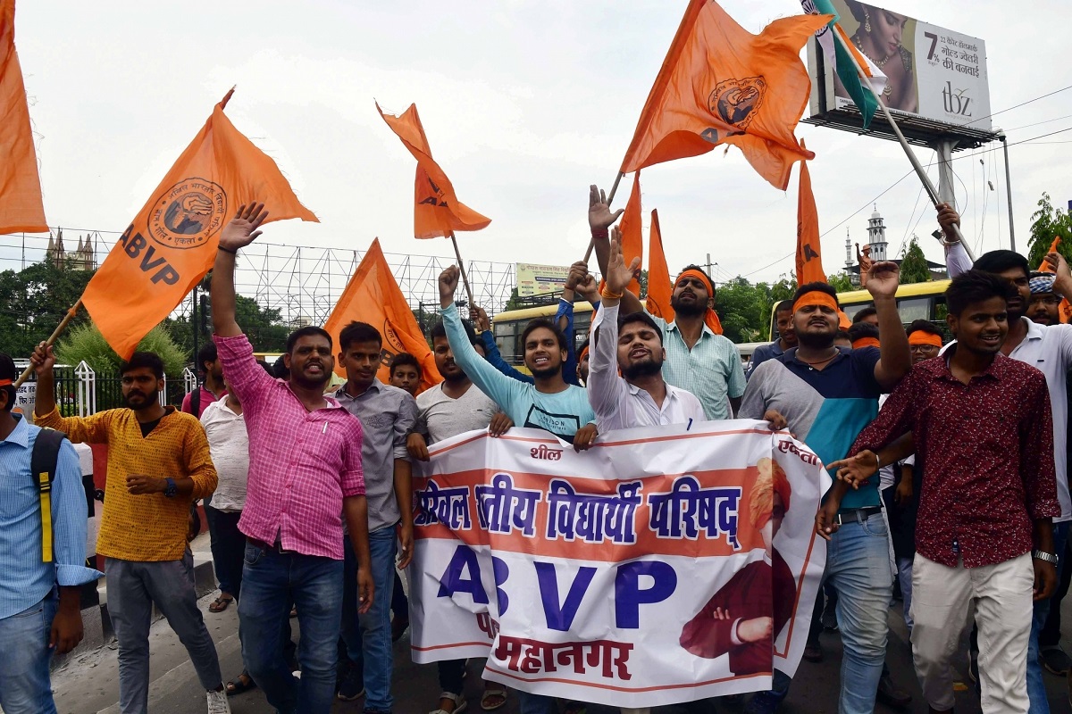 ABVP protests at Swasthya Bhavan, clashes with police