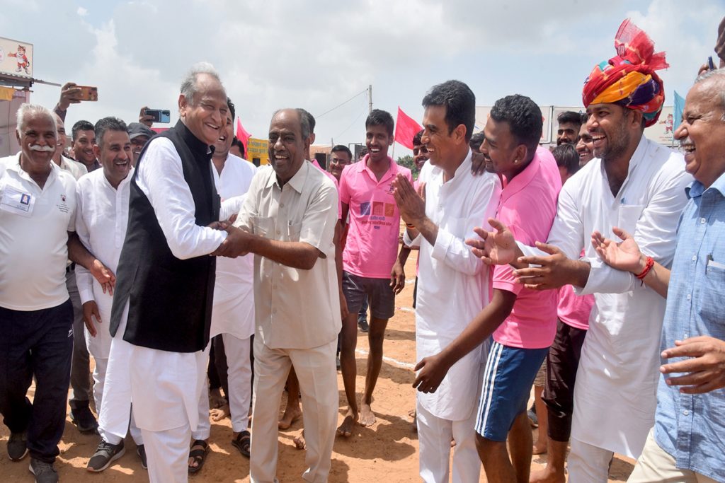 Gehlot plays 'kabaddi' after inaugurating Rajiv Gandhi Gramin Olympic