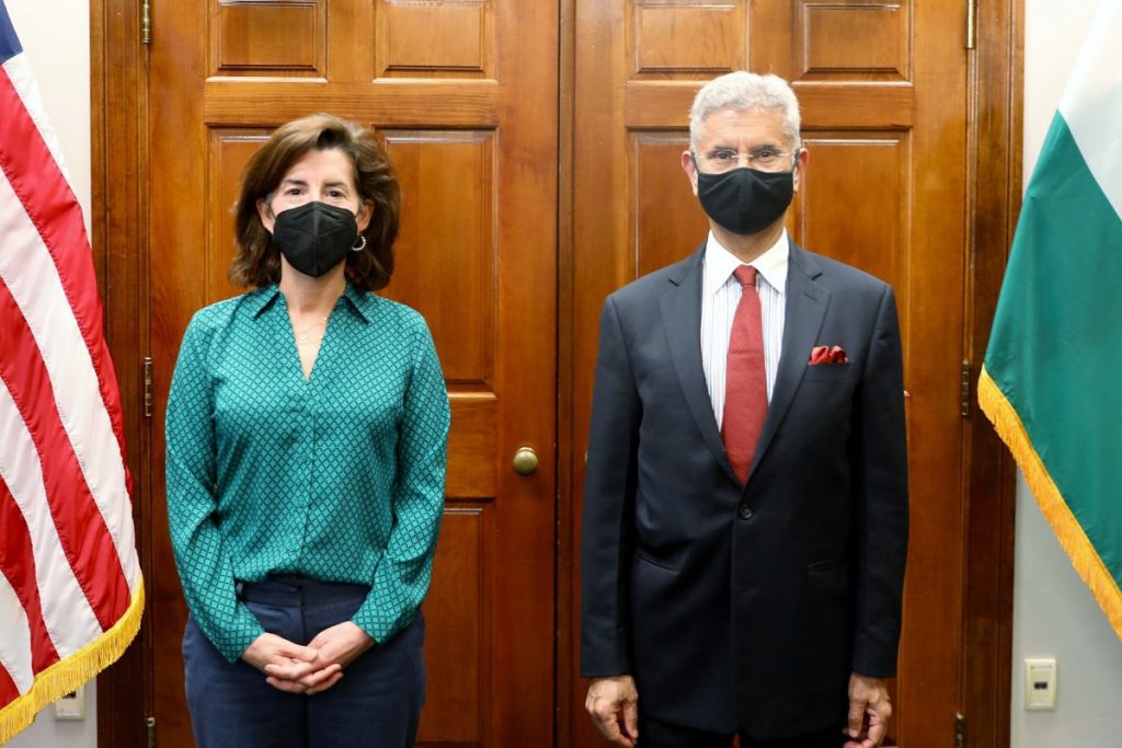 US: Jaishankar Meets US Commerce Secretary Gina Raimondo, Discusses ...