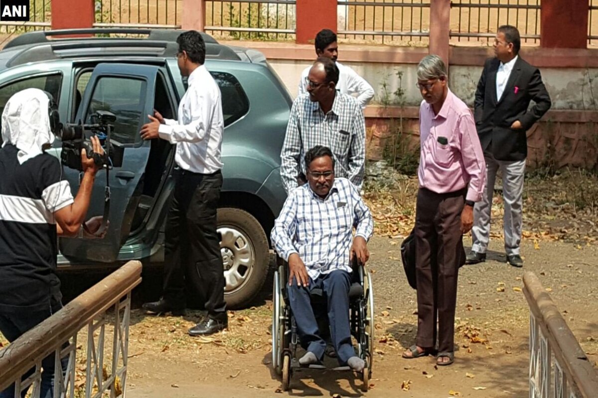 Stay on release of ex-DU Prof Saibaba, SC suspends Bombay HC’s order